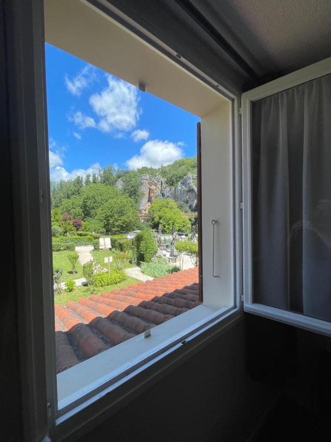 Hotel Restaurant Les Falaises Bouzies Bagian luar foto