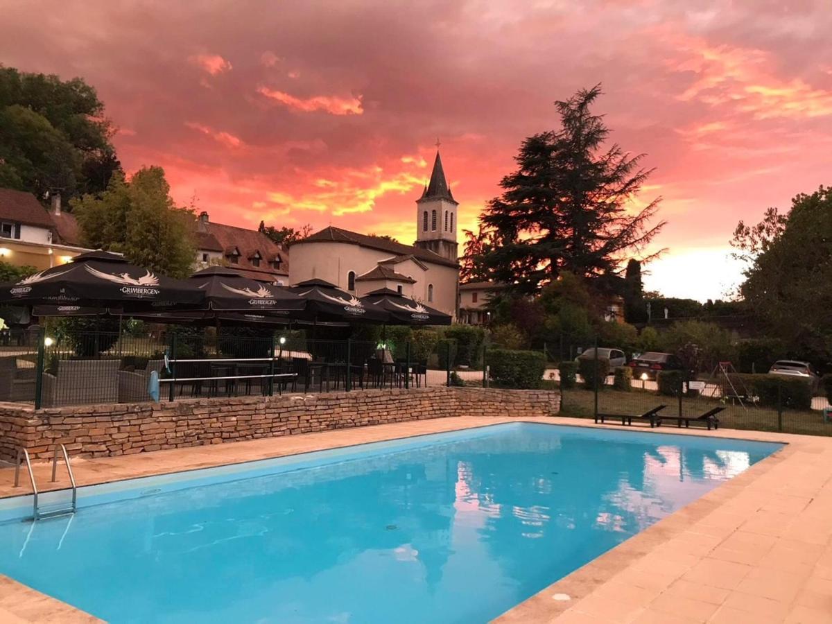 Hotel Restaurant Les Falaises Bouzies Bagian luar foto